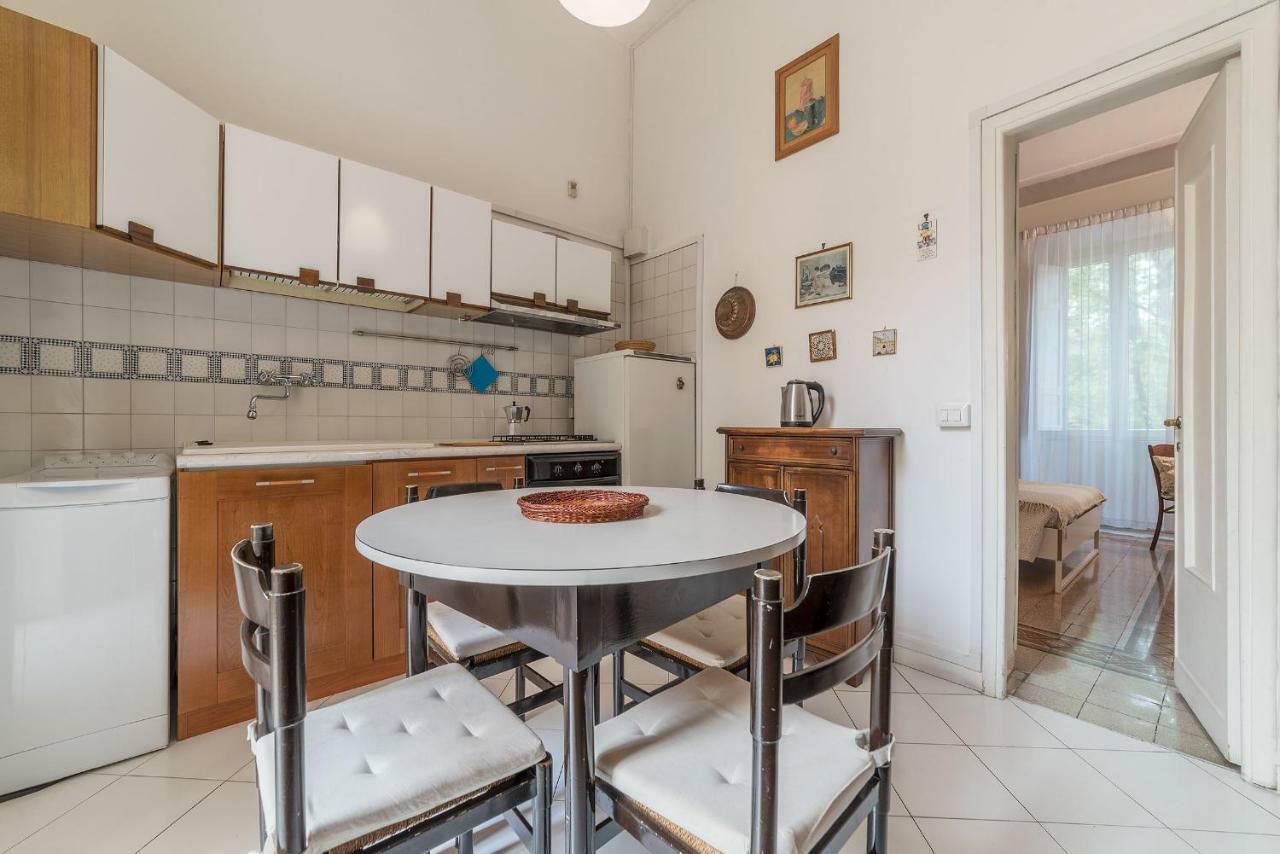 Colosseo Cozy Apartment Rome Buitenkant foto